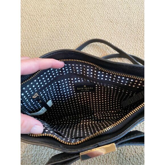 Kate Spade Black Primrose Hill Pebbled Leather Arica Crossbody Bag - Picture 6 of 7